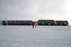 Me, Pole, Flags, Station